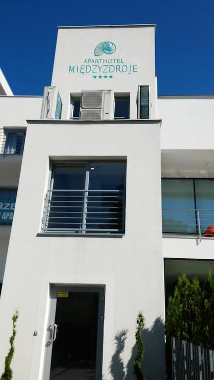Holiday Home Baltic Z Antresola I Balkonem Przy Plazy 米兹多洛杰 外观 照片